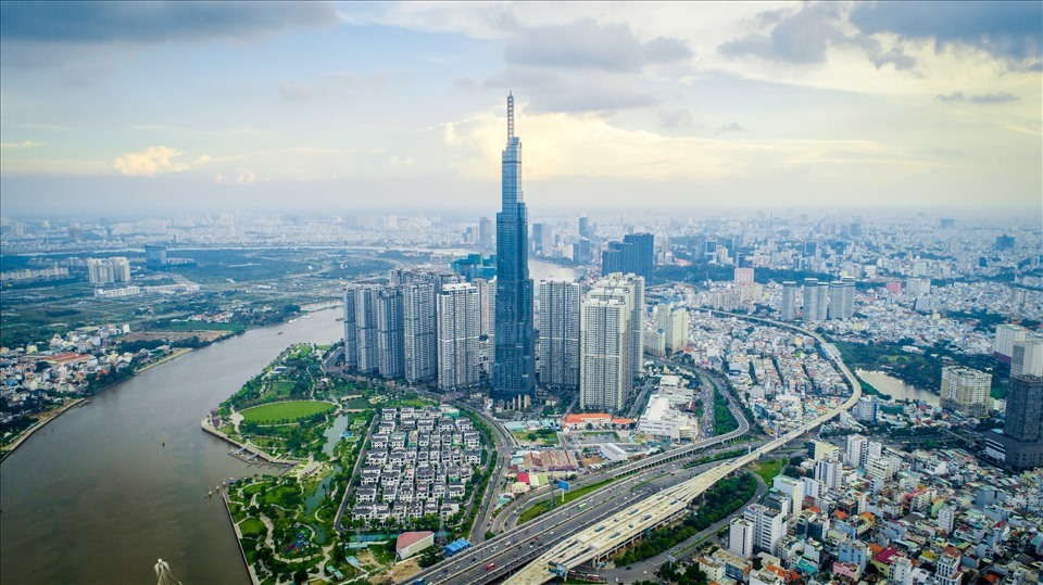 Việt Nam vươn lên thành “nam châm” thu hút giới thượng lưu.